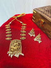 Antique Gold Saraswati Temple Necklace Set