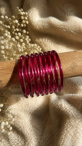 GLOSSY WINE COLOURED GLASS BANGLE SET ( SJ 147)