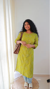 Apple Green Bandhani Print Cotton Kurti Top( su 190 )