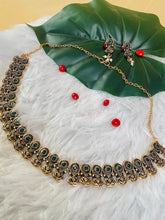 Antique Green Temple Necklace Set