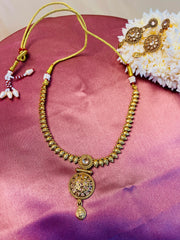 Elegant Kundan Stone Necklace Set with Dangler Pendant