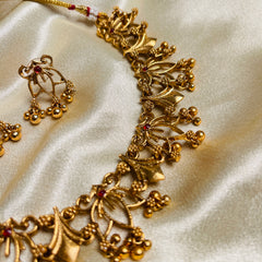 Aanya Heritage Gold-Toned Set ( SU 178)