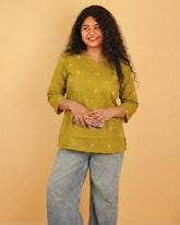 GREEN WITH DOT BLOOM SHORT KURTHI (SU 689)