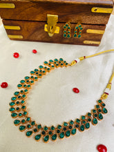 Emerald Green Stone Necklace Set