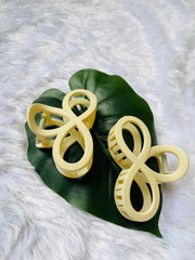 MANDARA HAIR CLAW CILP OFF WHITE ( SJ 75 ) ( 1 count )