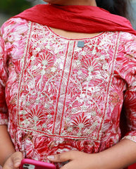 RED KURTHA WITH WHITE PANTS AND DUPATTA (SU 151)