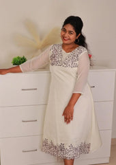 OFF WHITE WITH FRONT BLUE THREAD WORK KURTHI (SU 297)