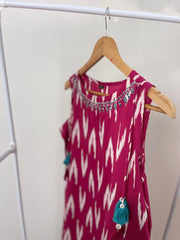 MAGENTA FLAME CHARM TOP (SU 435)