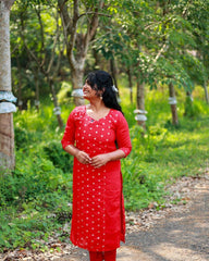 RED KURTHA SET WITH GOLDEN THREAD WORK su (146)