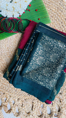 MAROON AND GREEN DHAVANI (SU 543)