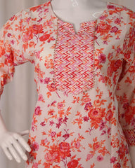 White kurti with floral print & Pants ( SU 212 )