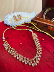 Traditional Kundan Choker Necklace Set