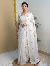 PEARL GARDEN🌸🦋 WHITE WITH COLOURFUL THREAD EMBROIDERY FLORAL SOFT MUL COTTON SAREE(SU 832)
