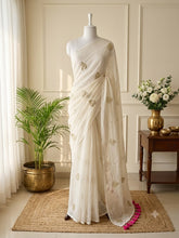 KANAKA🌼✨LEAF GOLD SEQUENCE EMBELLISHED OFF WHITE SAREE (SU 807)