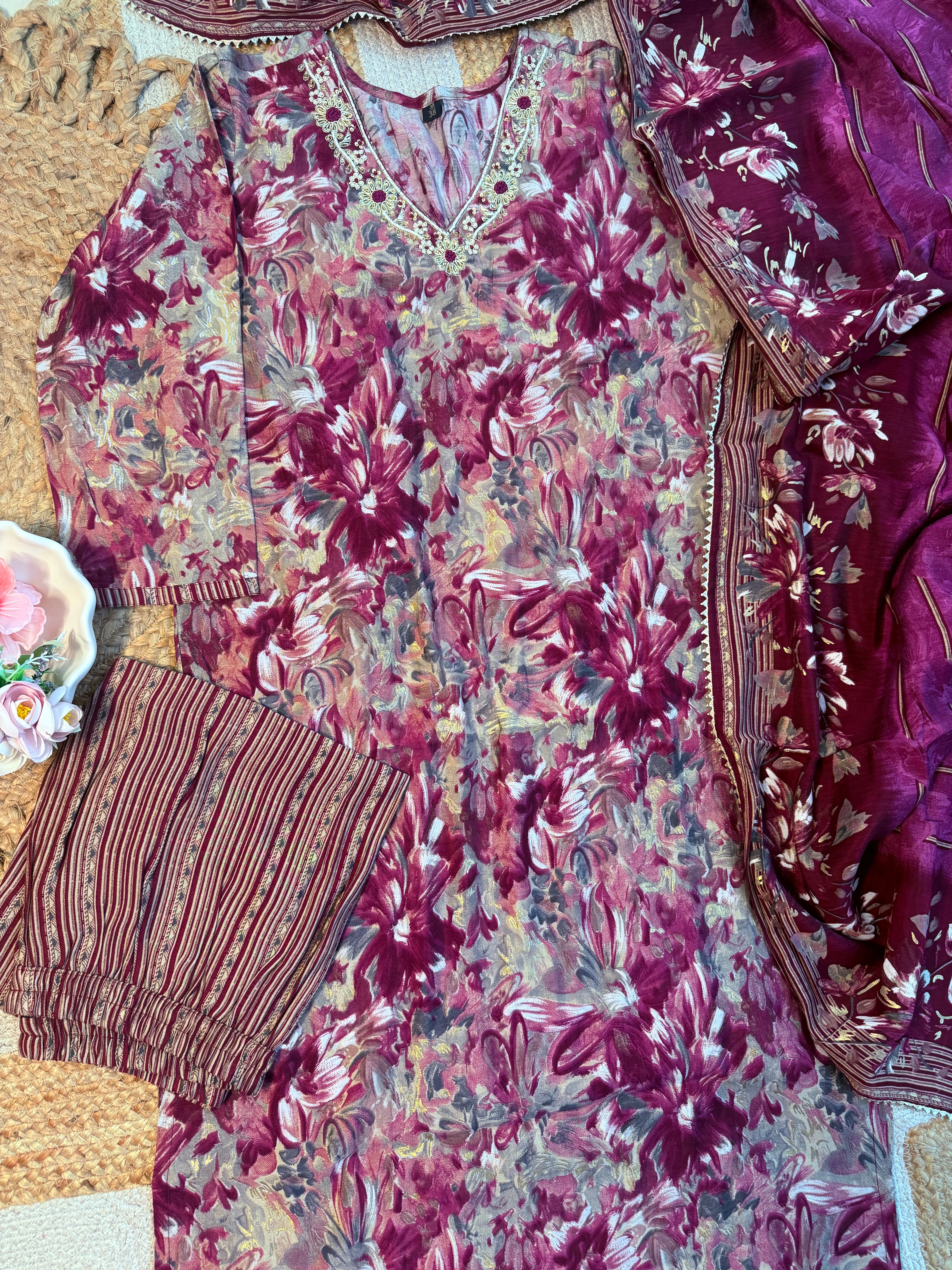 Gorgeous Magenta Salwar Suit - SU 112