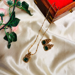 EMERALD LAKSHMI ANTIQUE PENDANT NECKLACE SET (SJ 175)