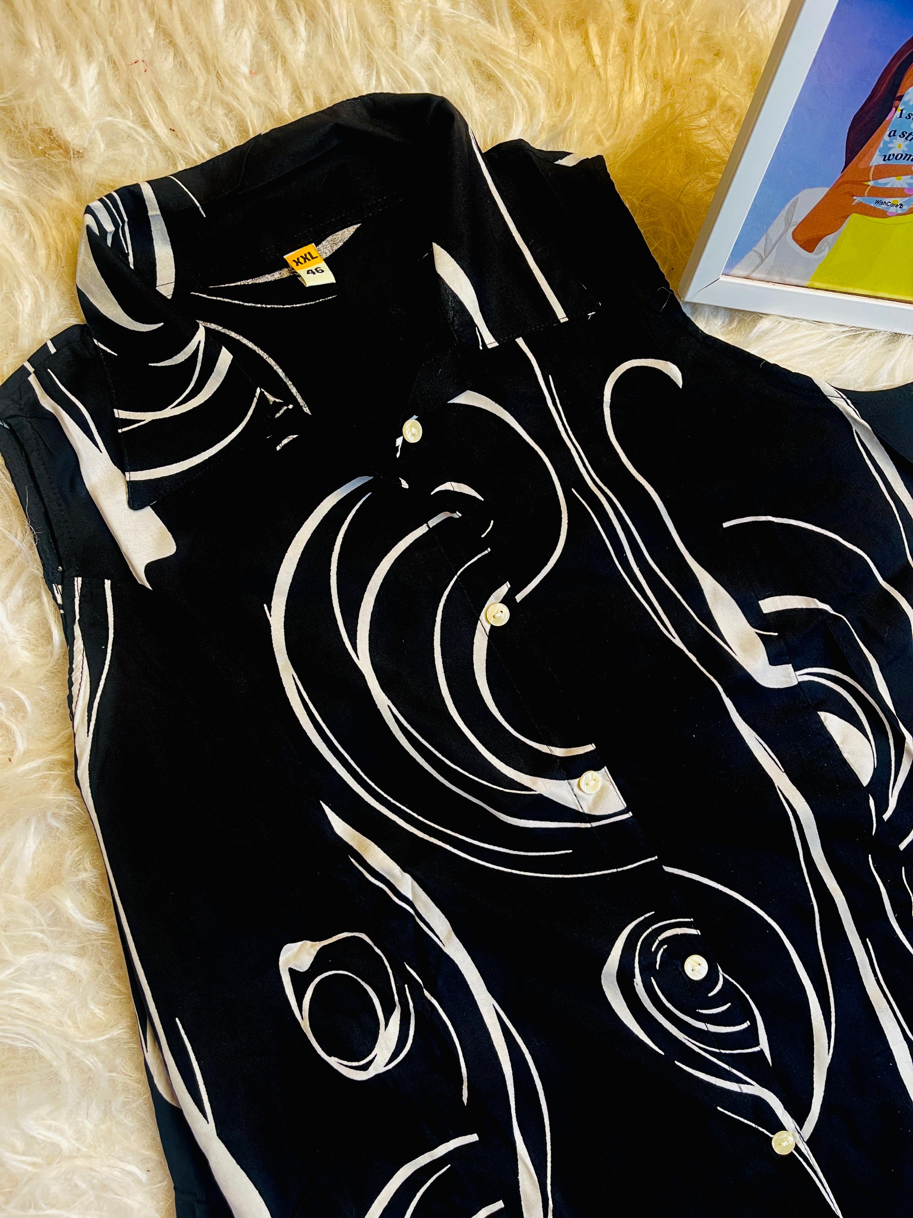 MODERN ART BLACK LOOP DRESS