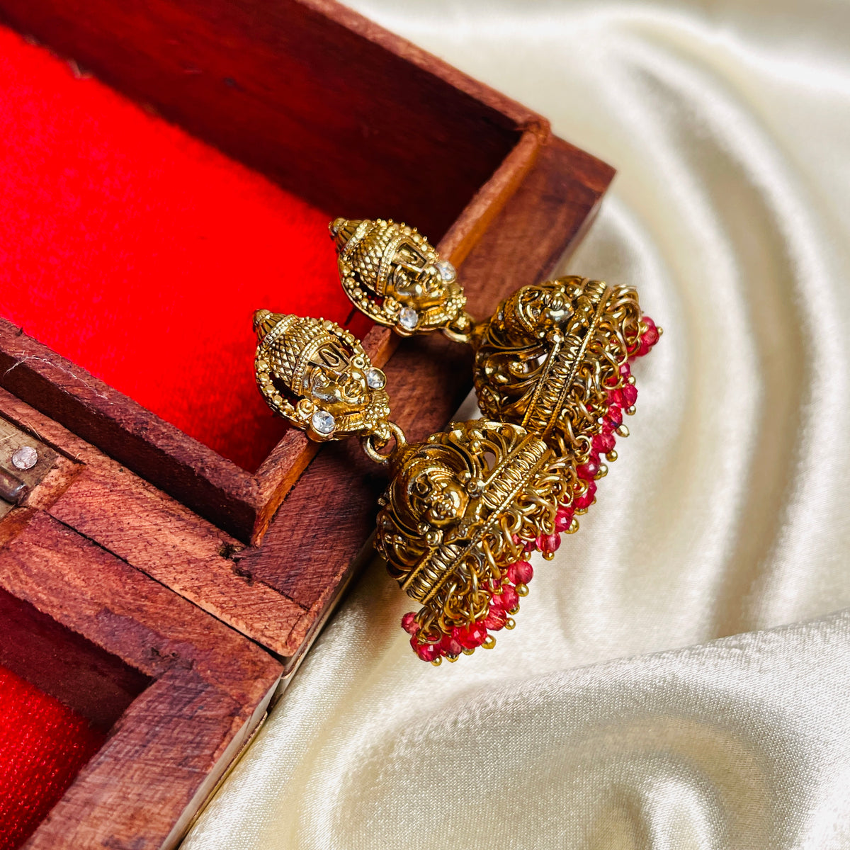 ANTIQUE PERUMAL FACE RUBY JHUMKA (SJ 194)