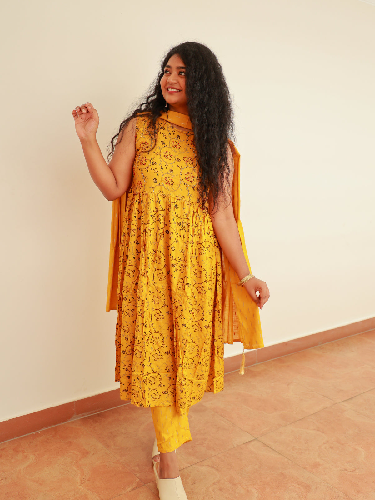 Yellow Kurthi Set(Sleeves Attached) - Affordable Kurtha Set