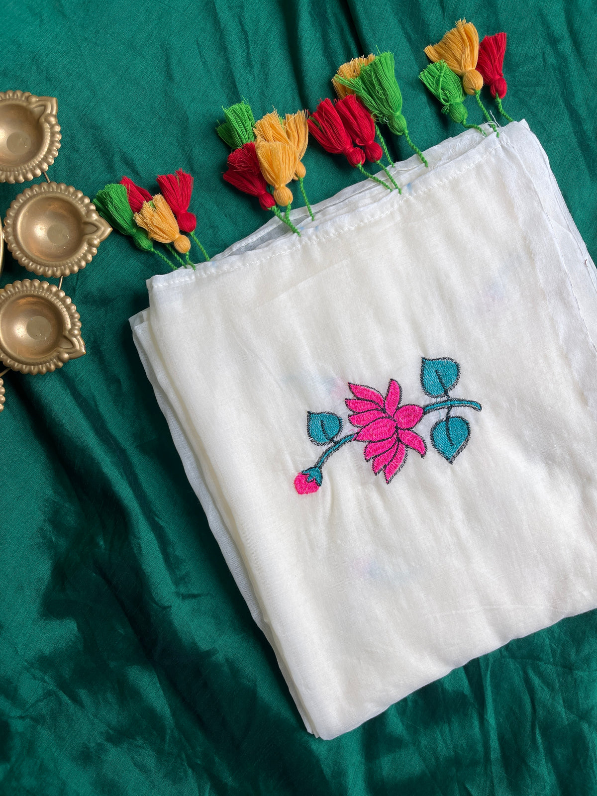 KAMALA embroiderypurple lotus off white mul cotton saree (SU 805)