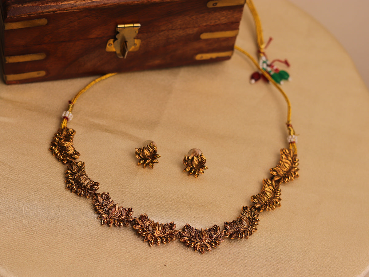 Dark Antique Lotus Necklace Set (SJ 206)