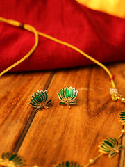 Green Lotus necklace simple ￼