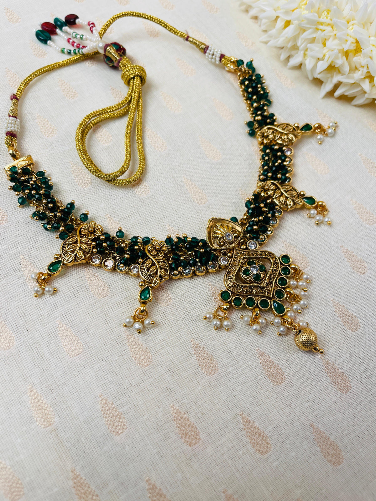 Green Beaded Gold Necklace Set
