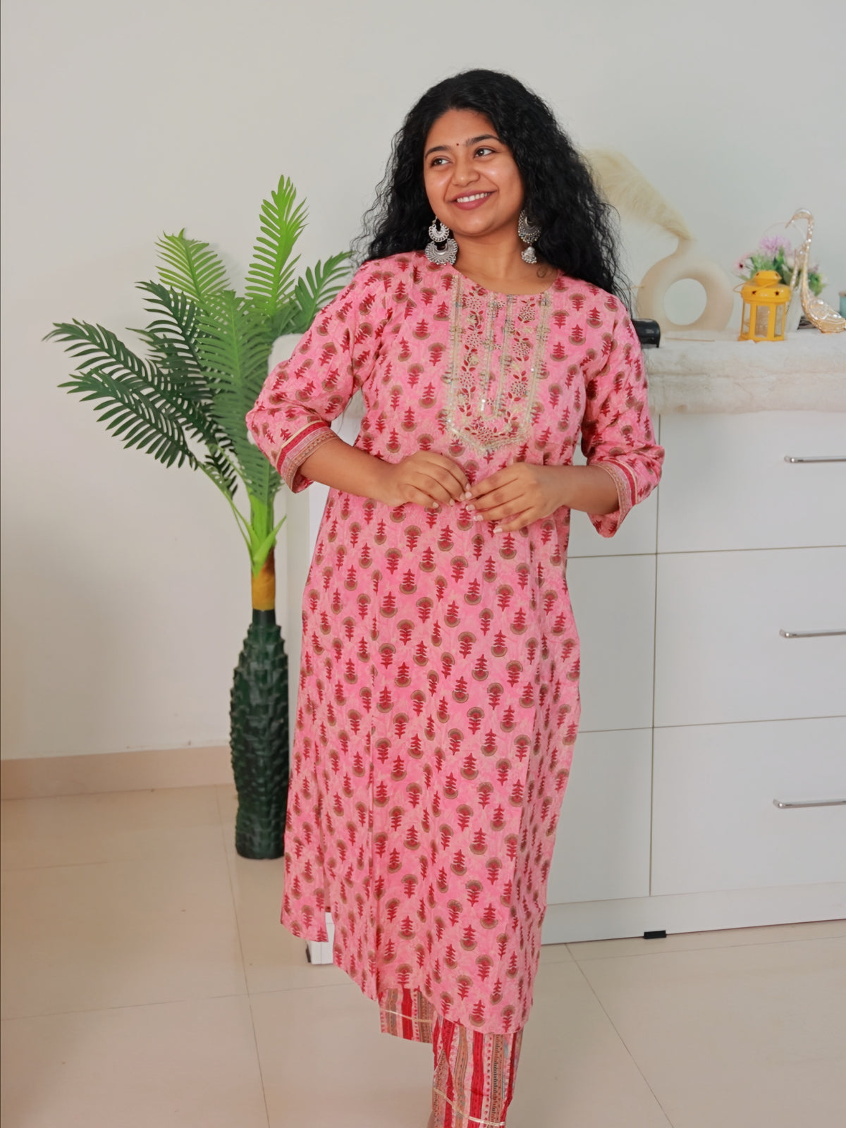 Pink with Golden Co-ord set (SU 40)