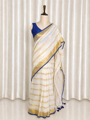 NEELAKSHI 💙✨ TRADITIONAL KASAVU WITH BLUE BORDER & GOLDEN STRIPES MUL COTTON SAREE (SU 893)