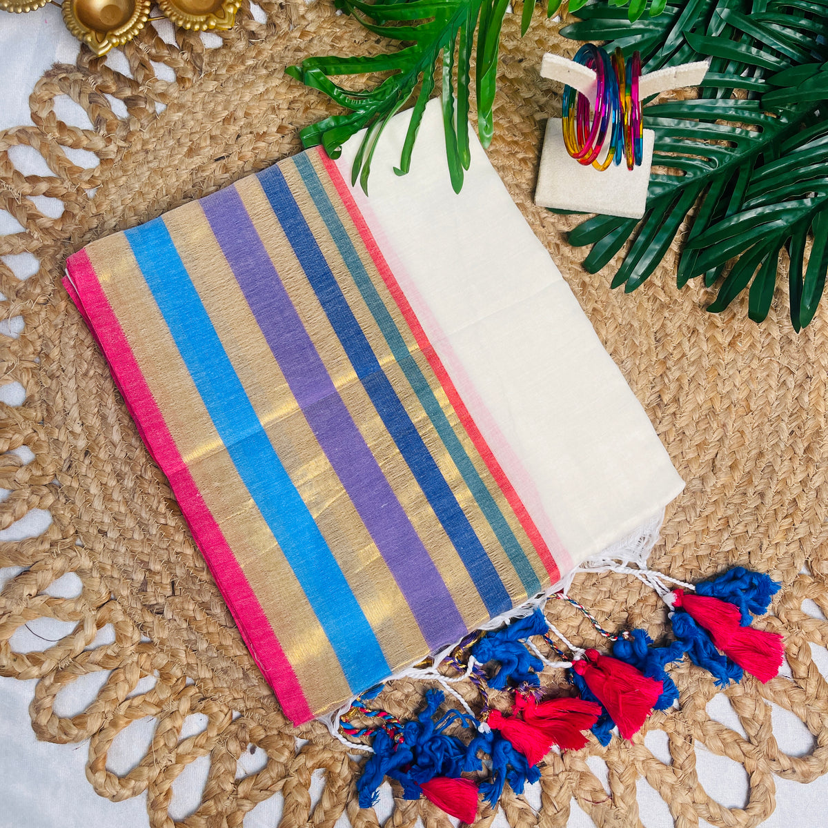 KARTHIKA🌸OFF WHITE WITH MULTICOLOURED BORDER MUL COTTON SAREE (SU 849)
