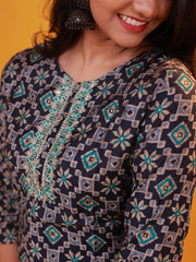 Green and blue foil print Kurta top ￼