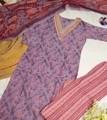 Lilac Kurta Set with Small Red Flowers (SU 138)
