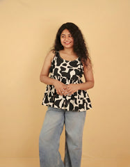 BLACK IVORY SHADOW SHORT TOP  WITH TIE (SU 683)