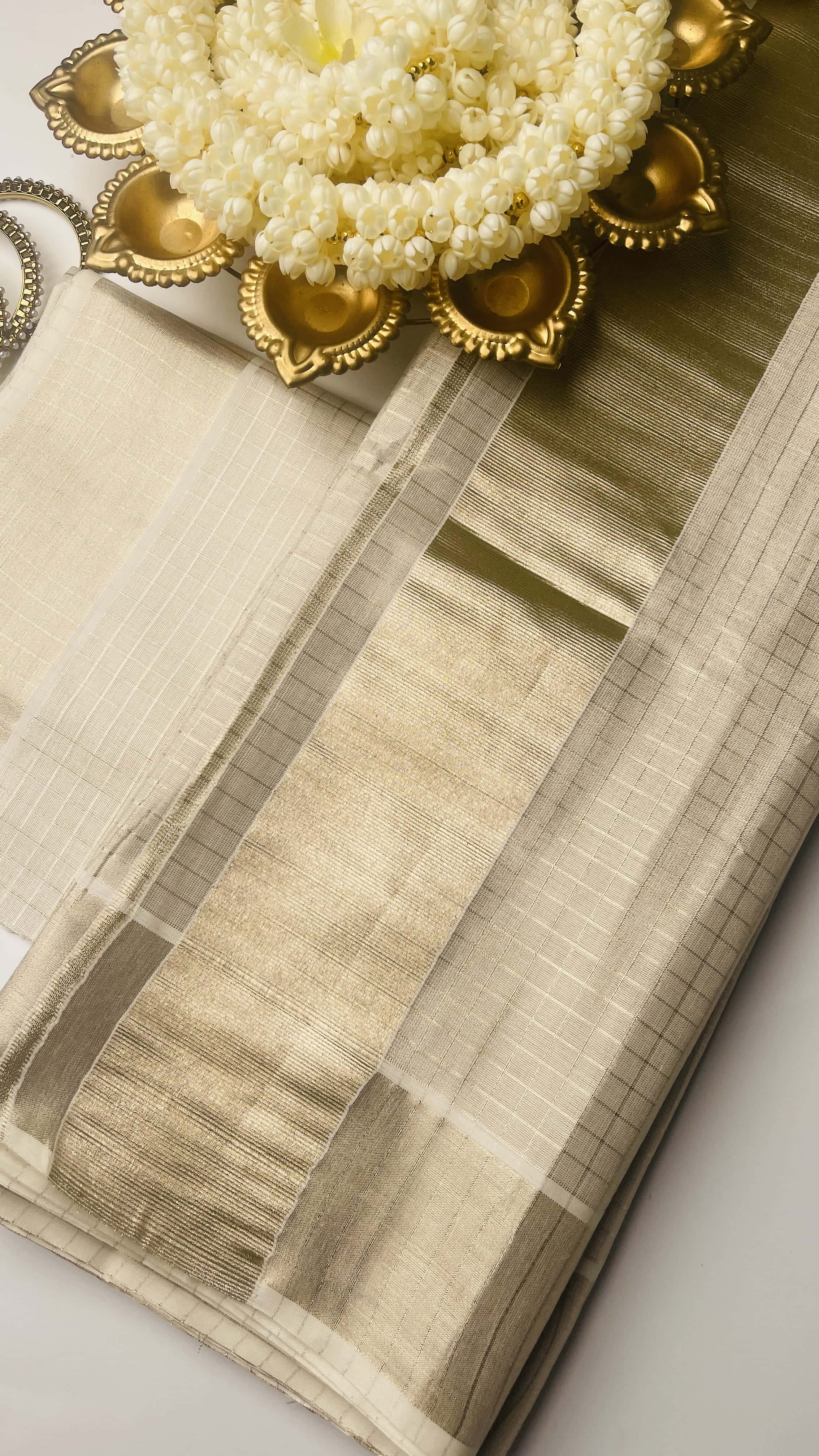 Ready to wear Champagne gold check saree SU 478