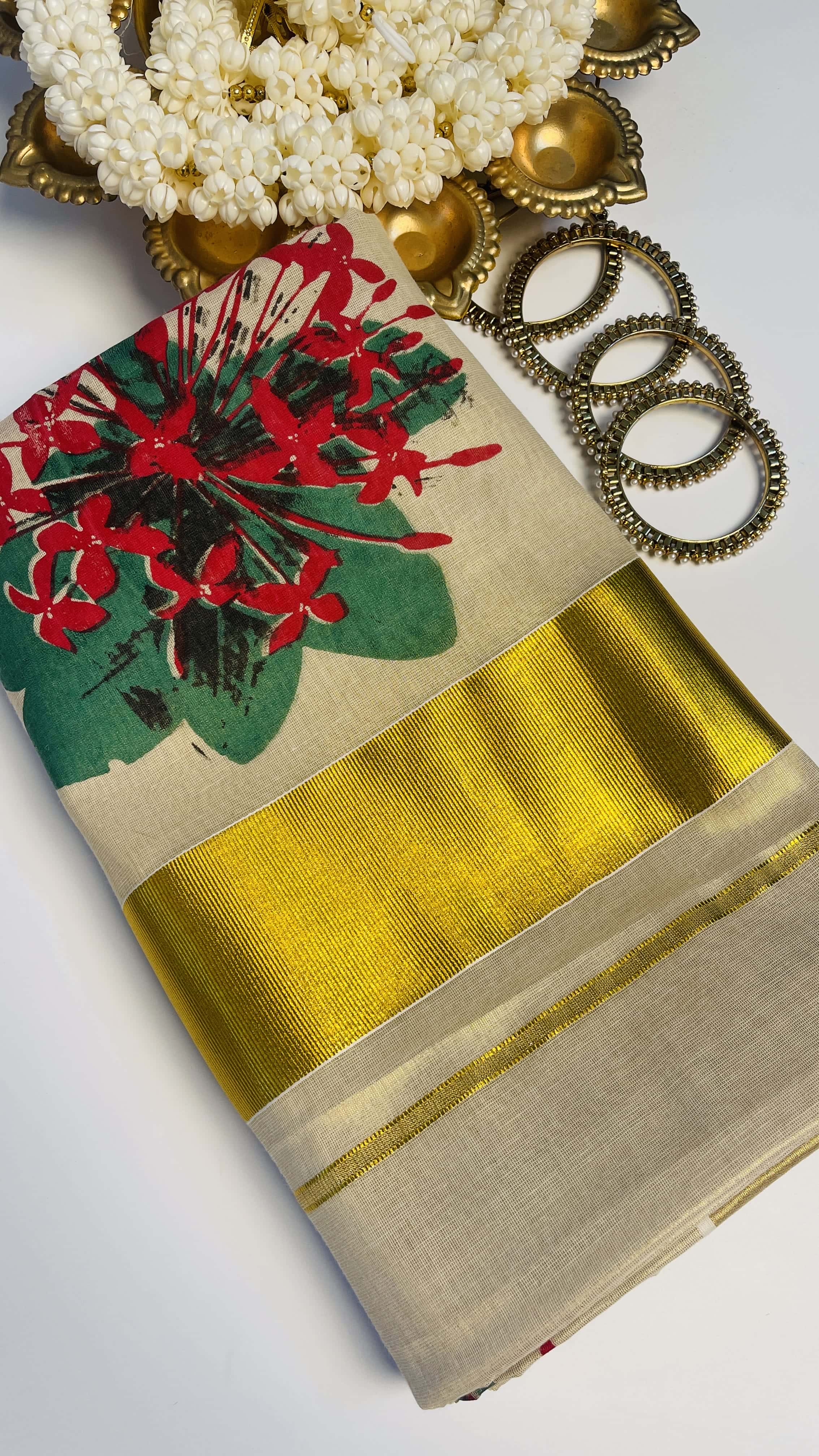 Red Chethipoo Saree