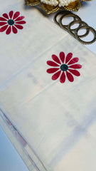 Red round flower print saree