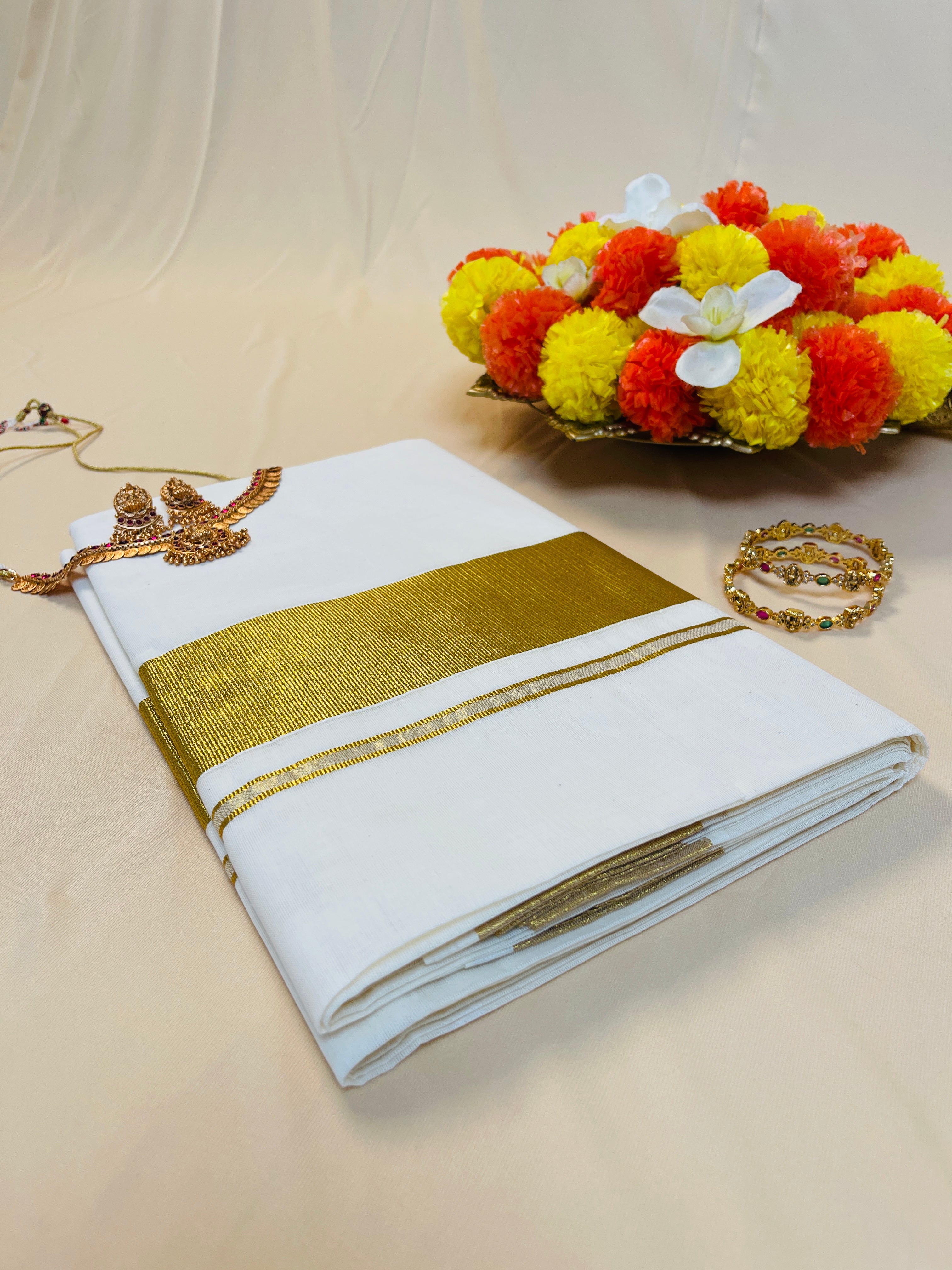 Plain Kerala Kasavu Saree