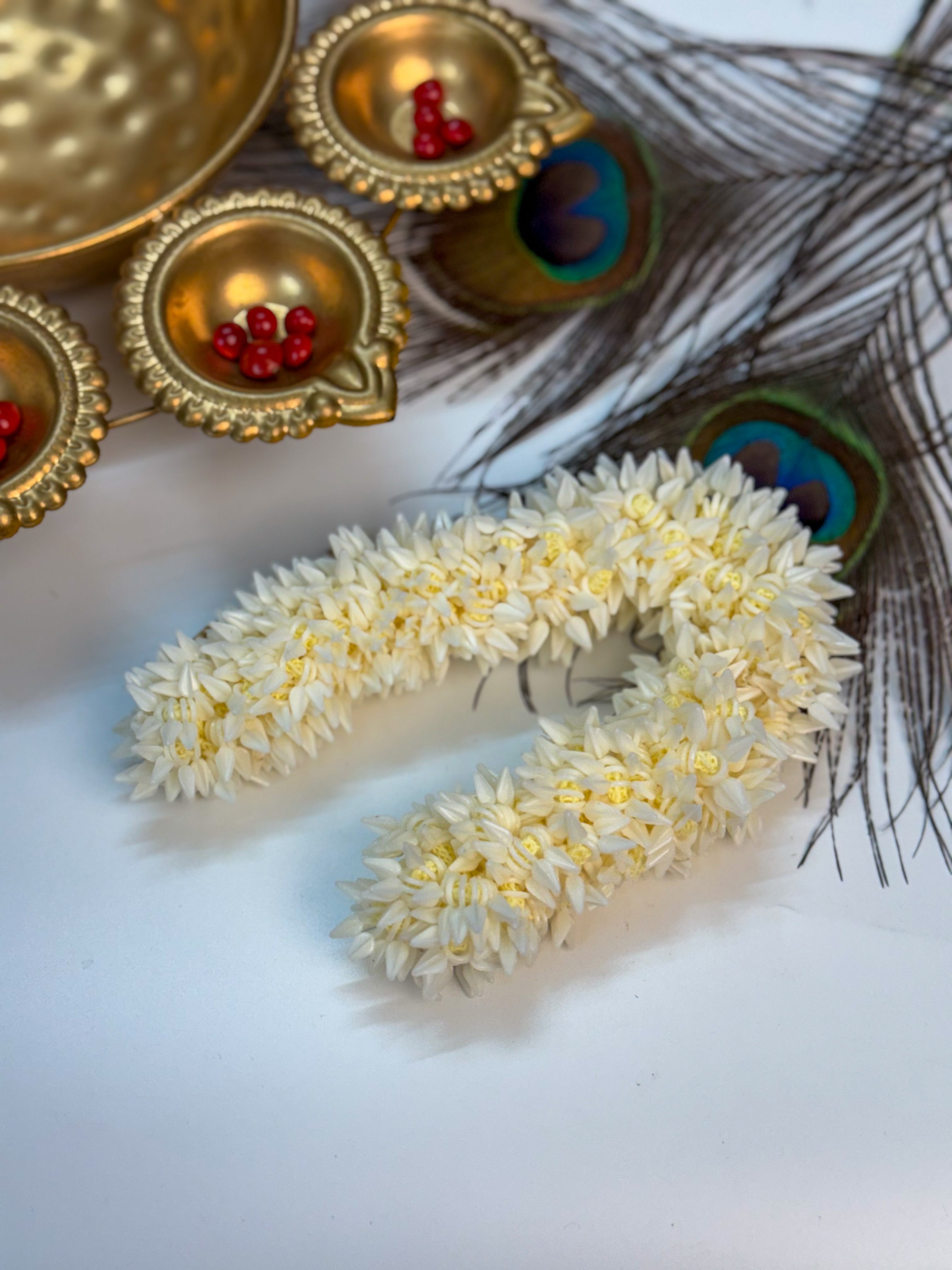 Scented Jasmine Hair String Short - 11 inch ✨