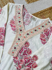 CREAM V-NECK SOFT RAYON FLORAL KURTA - SU 419