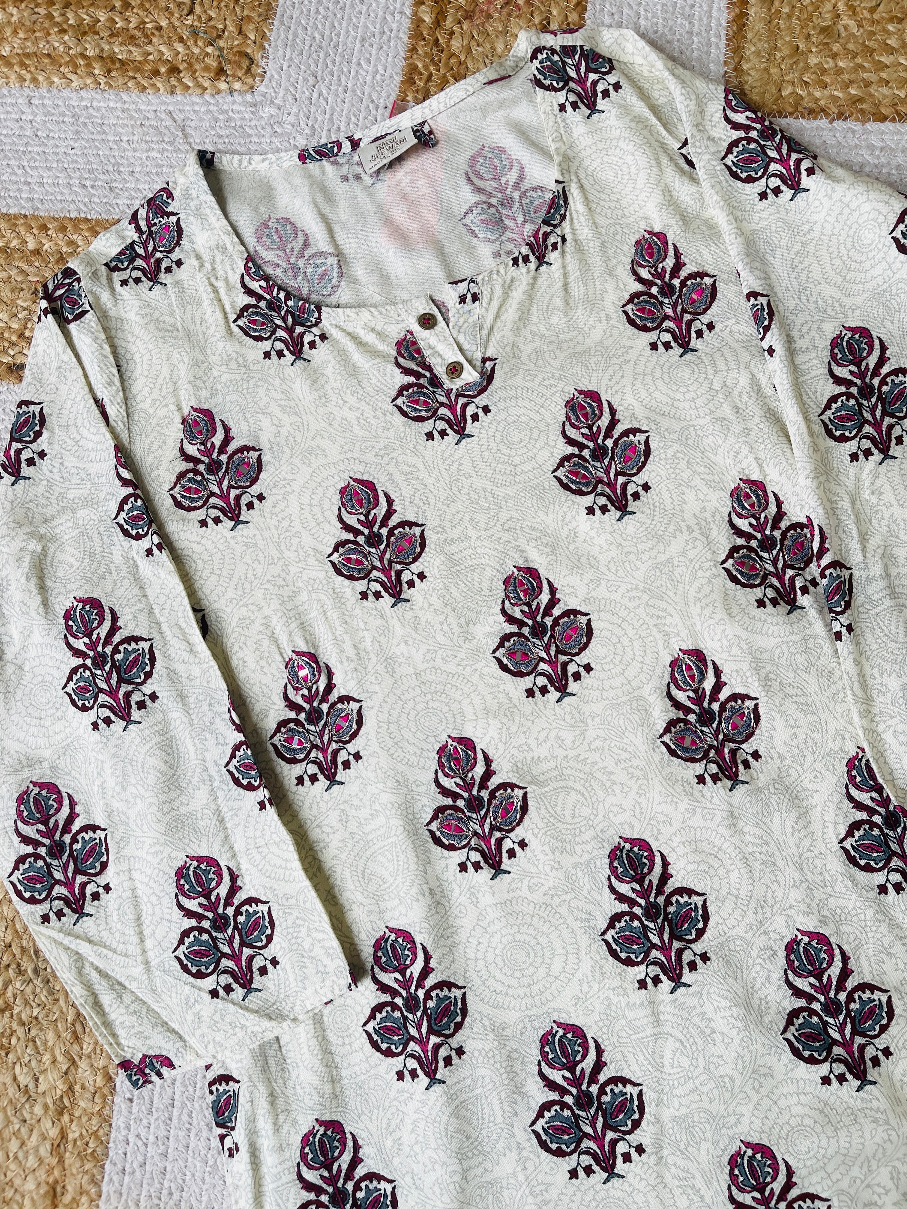 MAGENTA TREE MIRROR WORK DESIGN TOP - SU 611