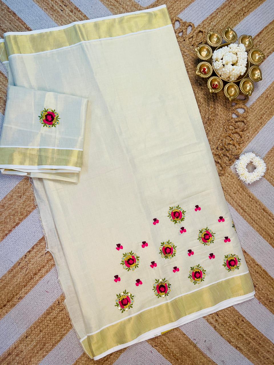 POOKKALAM Chest Embroidery Set Saree