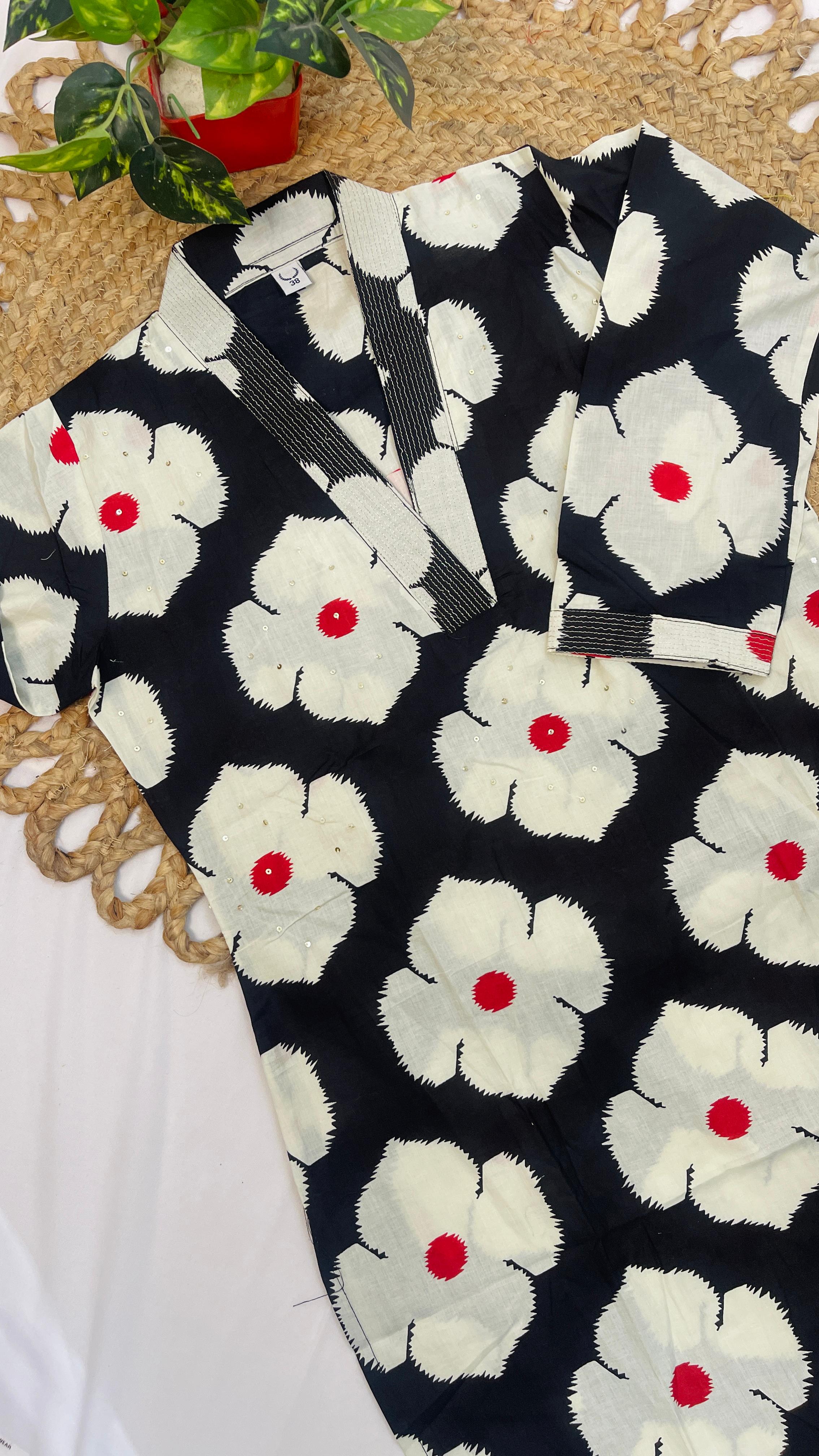 Black Twilight Flora Top
