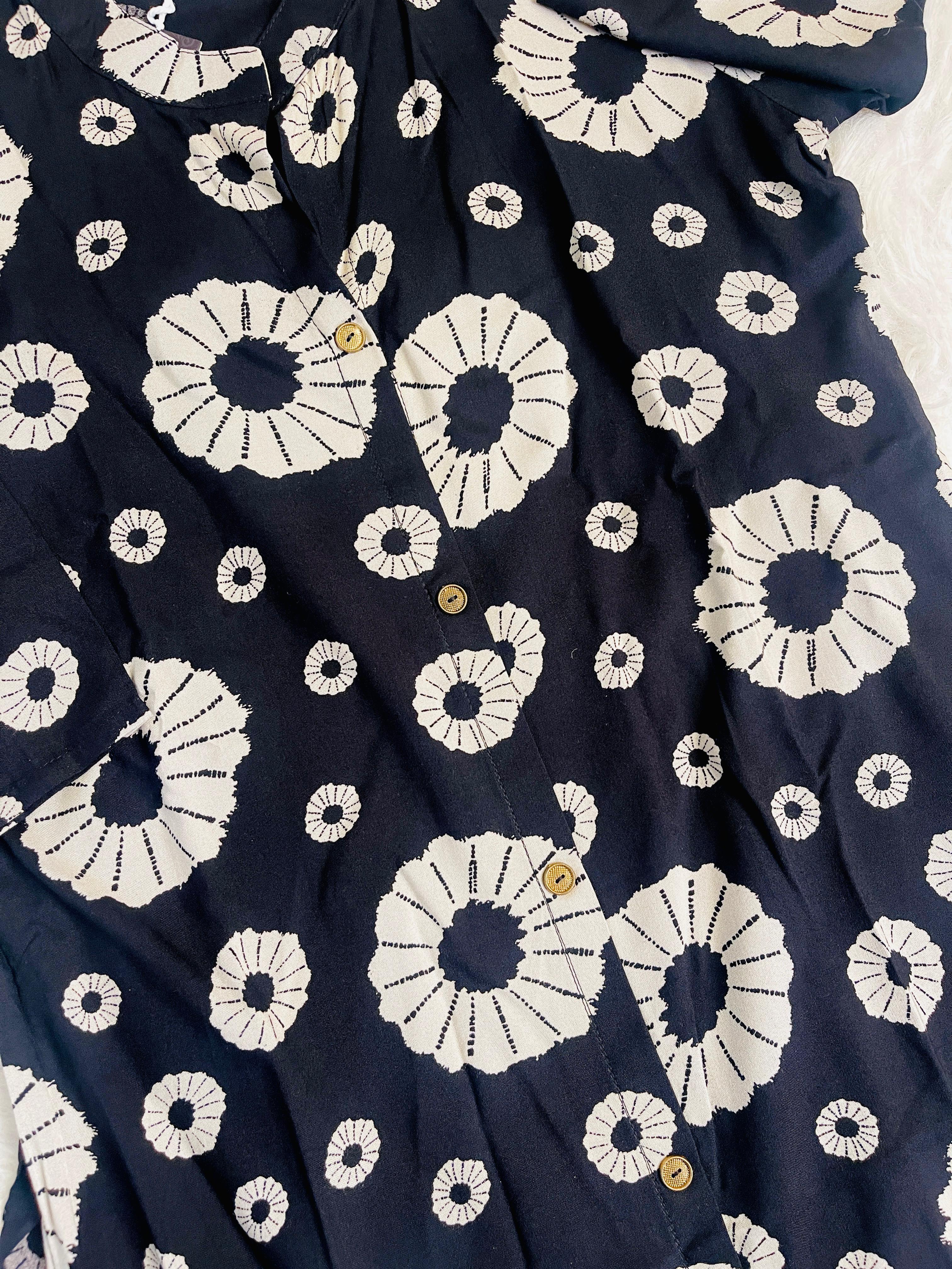 BLACK WITH BEIGE ROUND DESIGN TOP