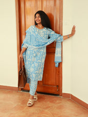 LIGHT BLUE ROUNDNECK 3 PIECE SET