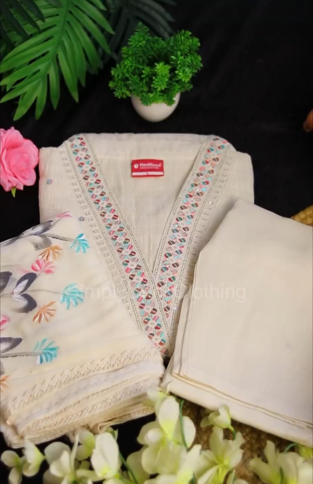 OFF WHITE KURTHI SET WITH MULTICOLOURED NECK EMBROIDERY WORK (SU- 179)