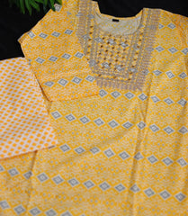 YELLOW KURTHI WITH FRONT MIRROR WORK & PANTS (SU - 202)
