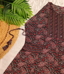 RED BLACK ZIG ZAG FROCK MODEL KURTHI TOP ( SU 157 )