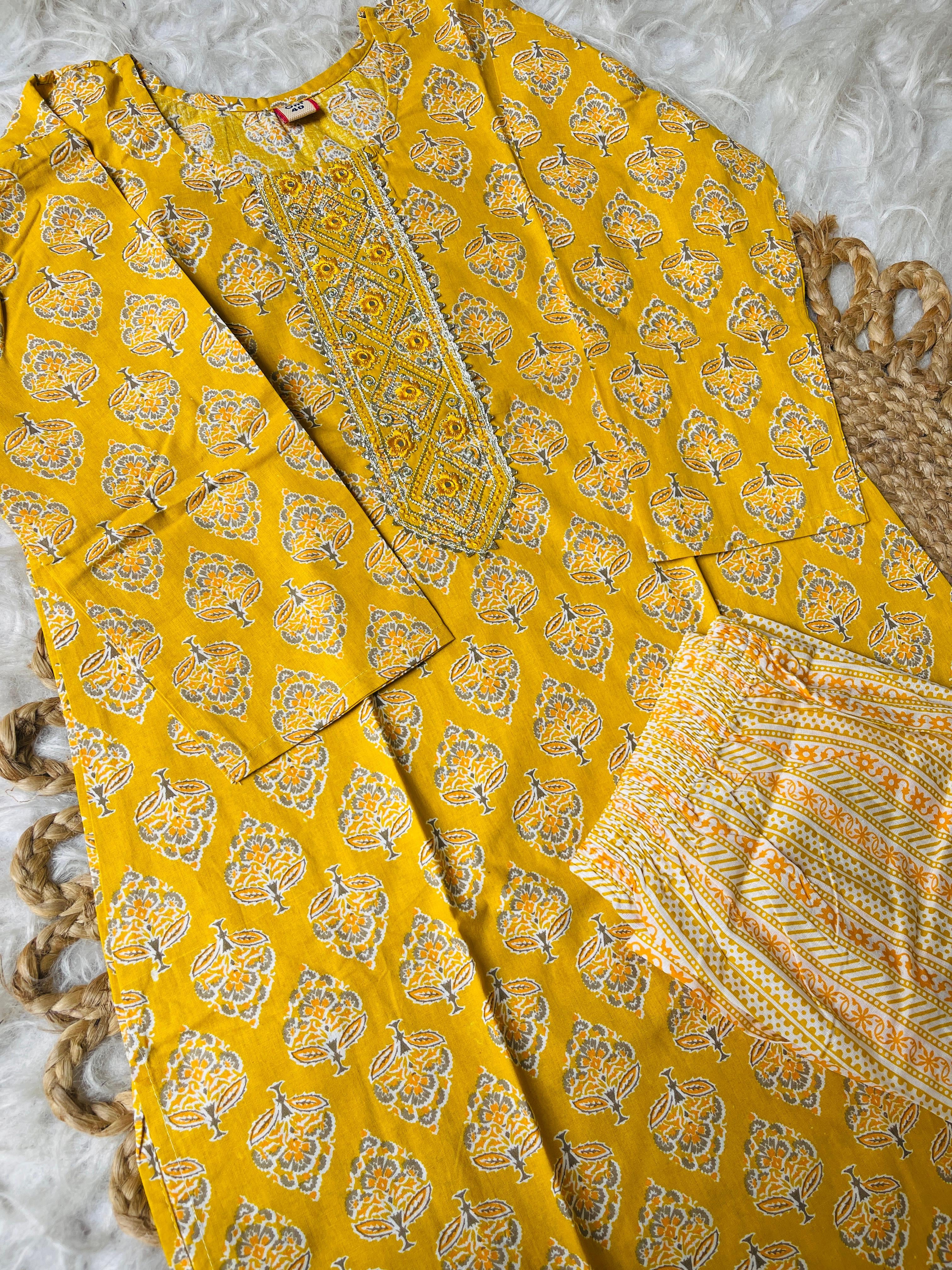 YELLOW KURTHI 2 PIECE SET WITH FRONT MIRROR WORK ( SU 267 )