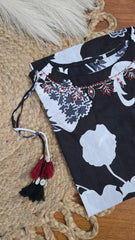 BLACK NIGHTFALL CHARM TOP (SU 436)