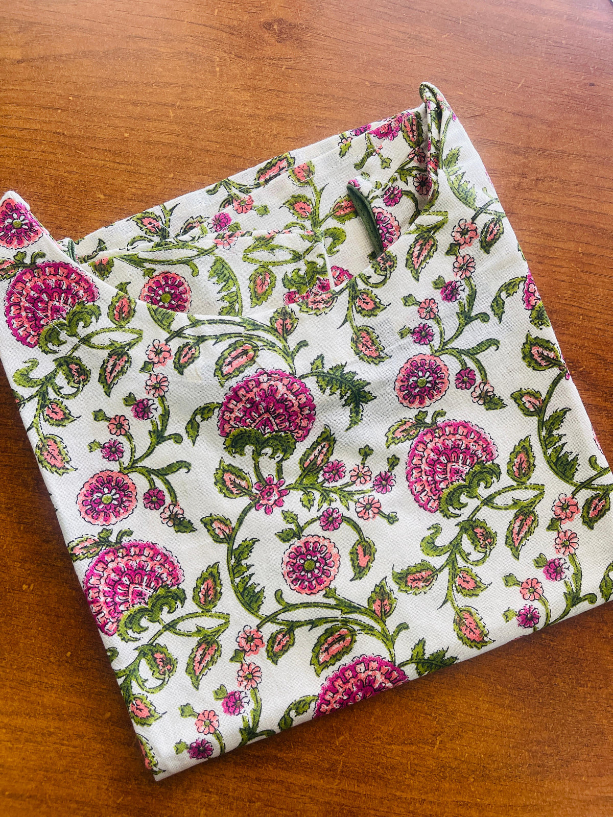 CREAM LEAF AND FLOWER PRINT CROP TOP (SU 360)